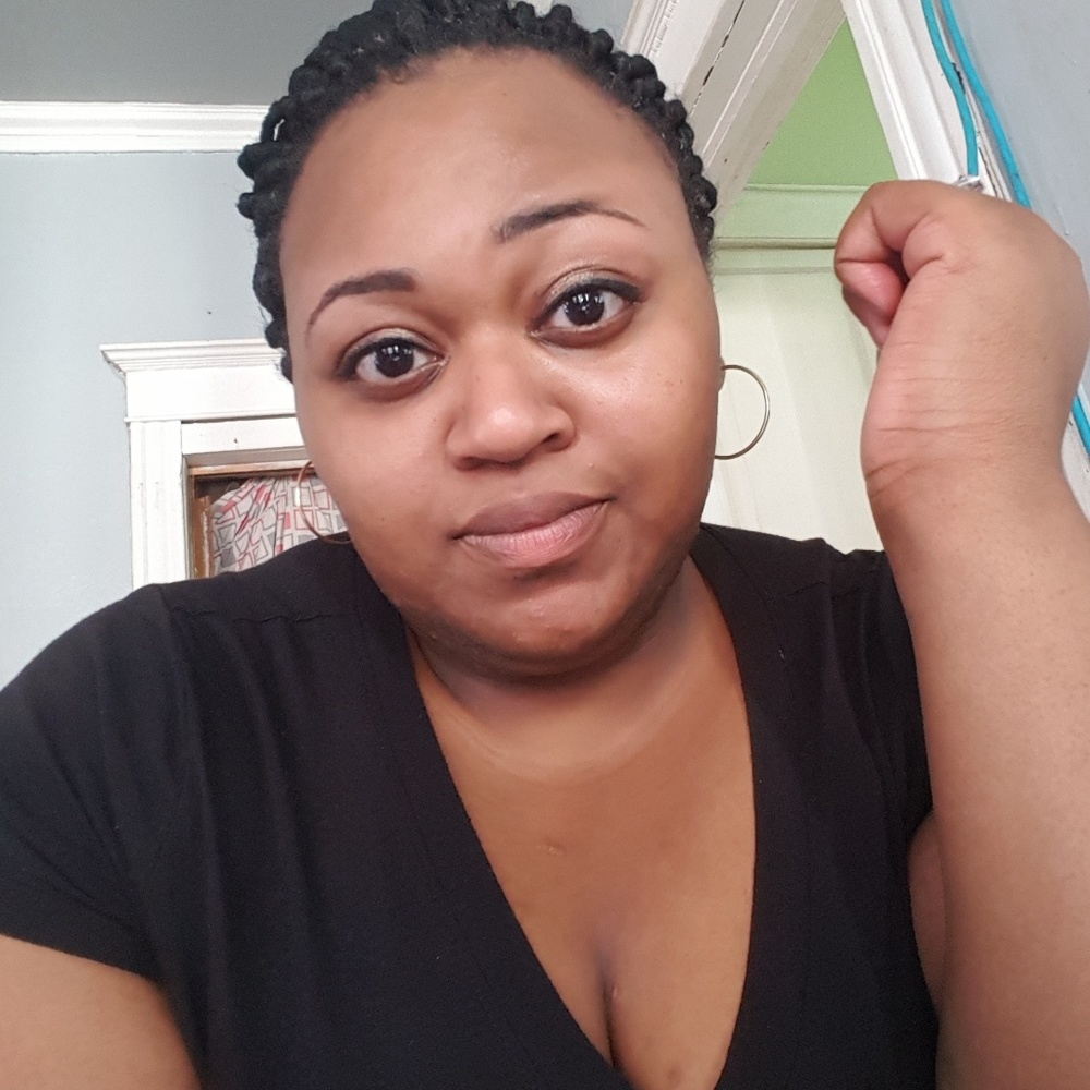 Meet your Posher, Alisha